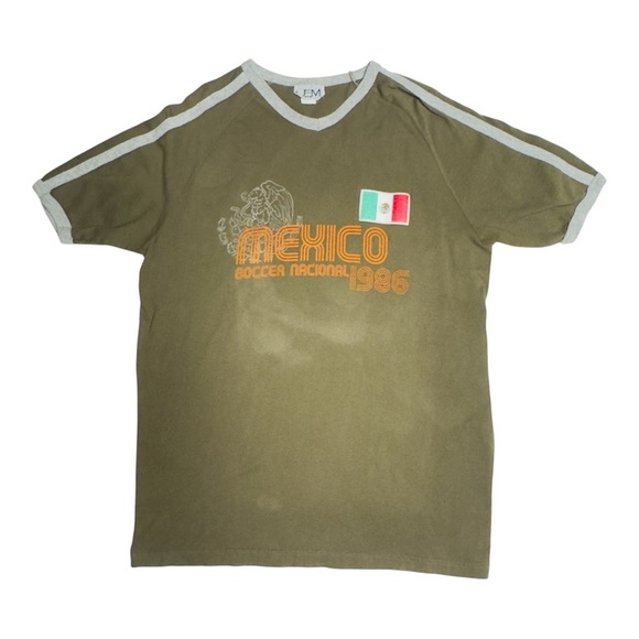 JEM Green Short Sleeve Tee‎ with Sporty Graphic - Picture 1 of 14